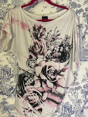 Bebe Floral Graphic Off-Shoulder Blouse